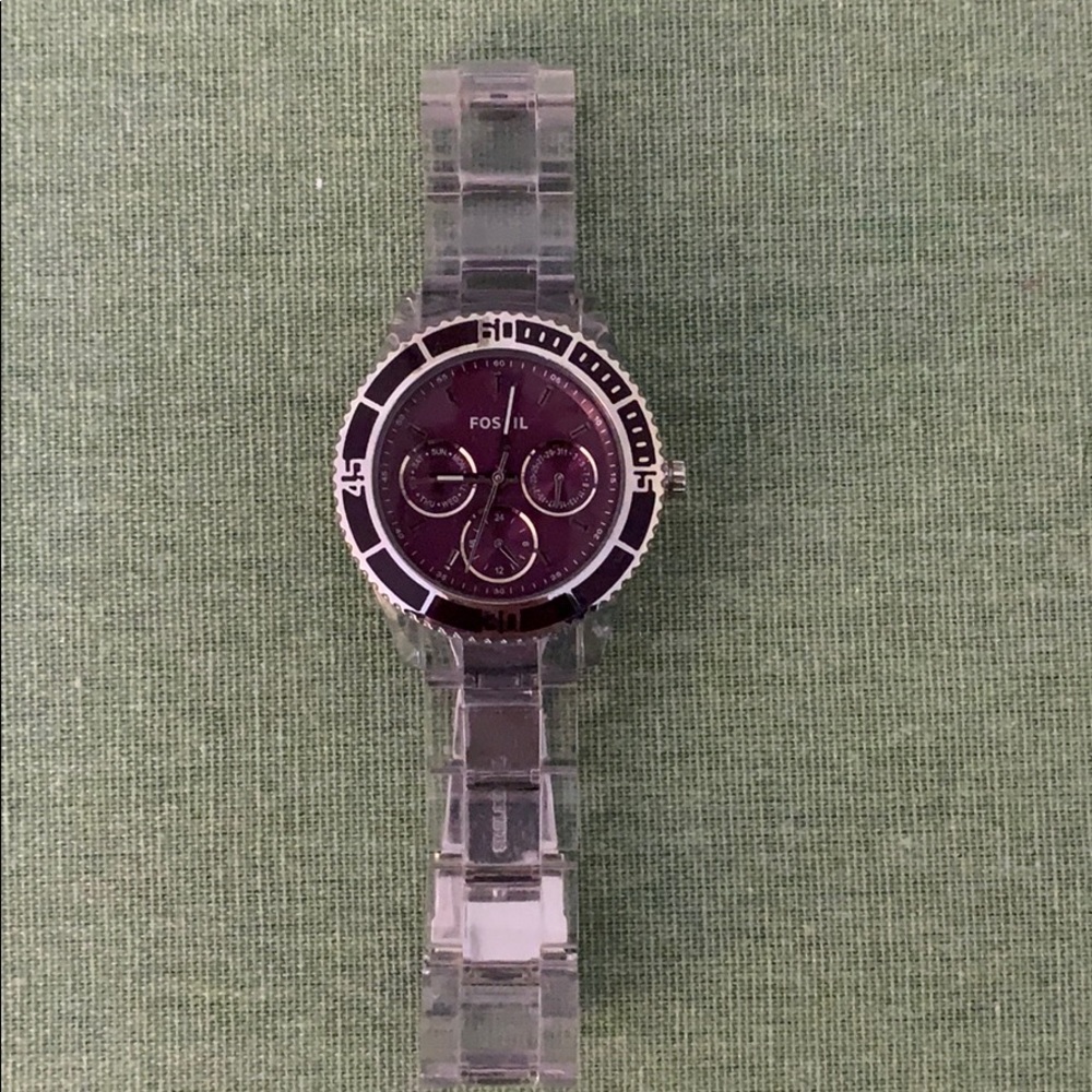 Women’s Fossil Watch, 7” around inside when clasped